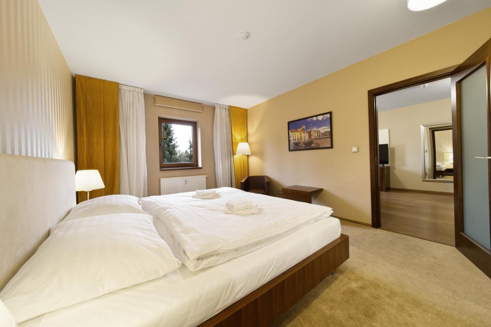 Pilsner Apartments - U Borskeho Parku เปิลเซน ภายนอก รูปภาพ